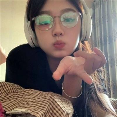 伊芙与火马